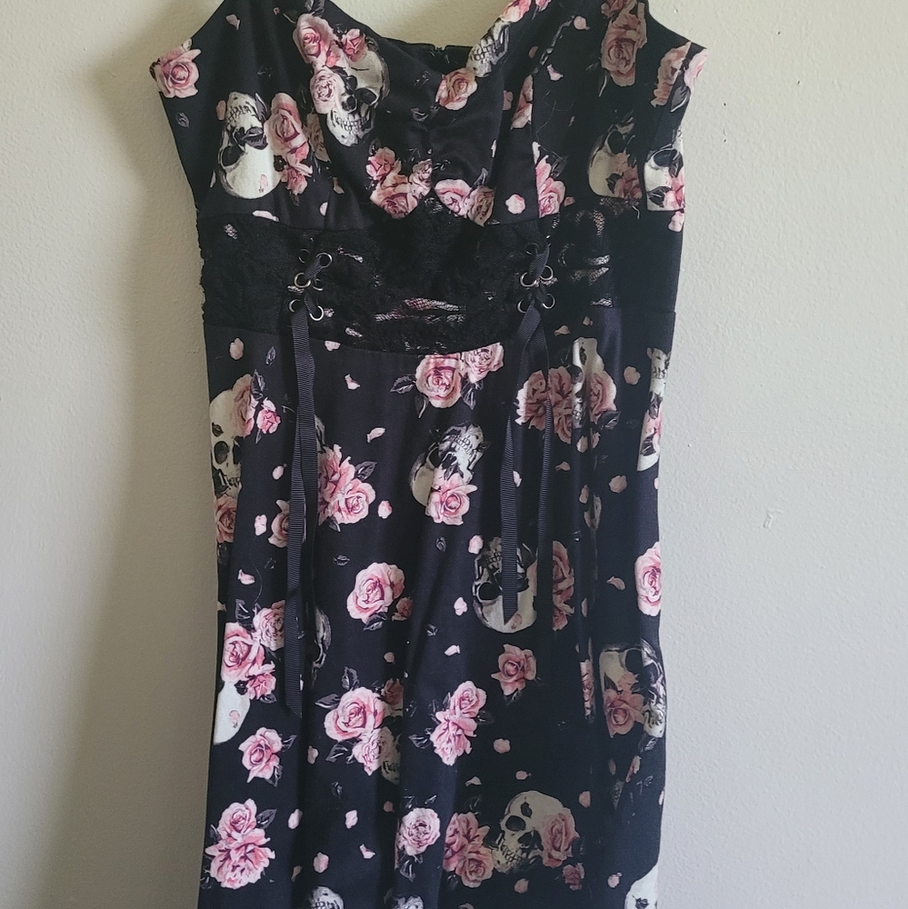 Hot topic floral vintage style dress